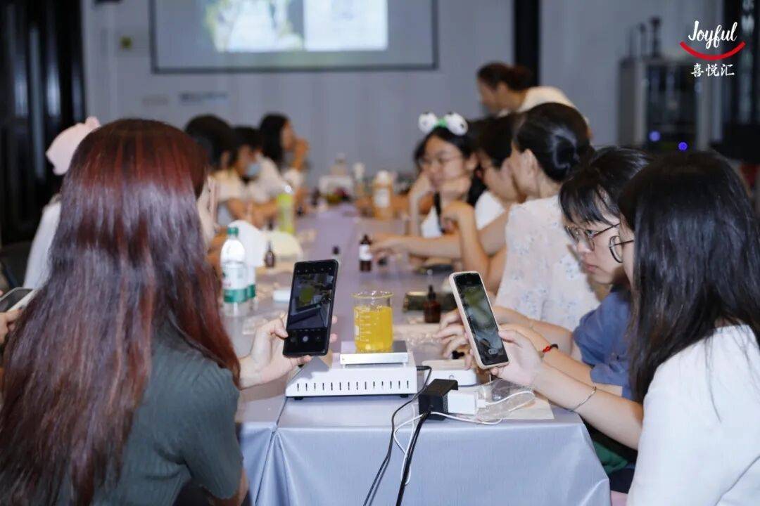 芳疗、宫灯、功夫茶具的粤式浪漫【报名】广府·生活美学：邂逅(图3)